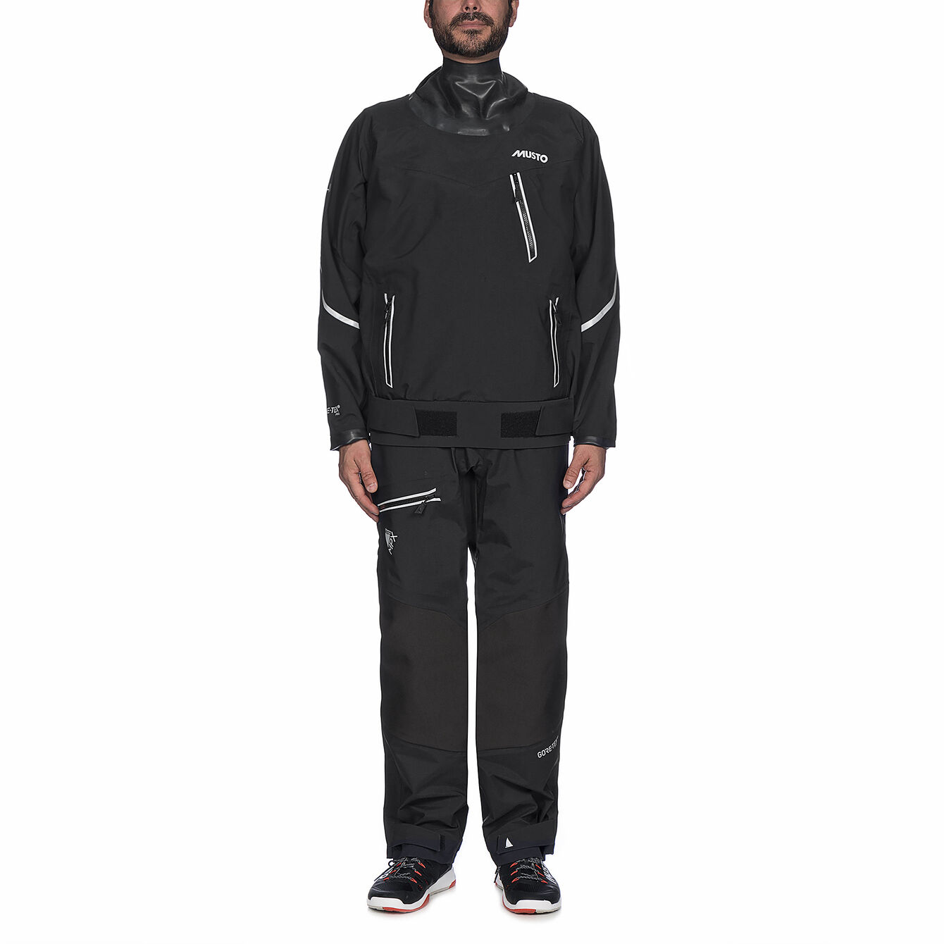 The Top 5 Best Comfortable Drysuits for Dinghy Sailing [20212022 New]