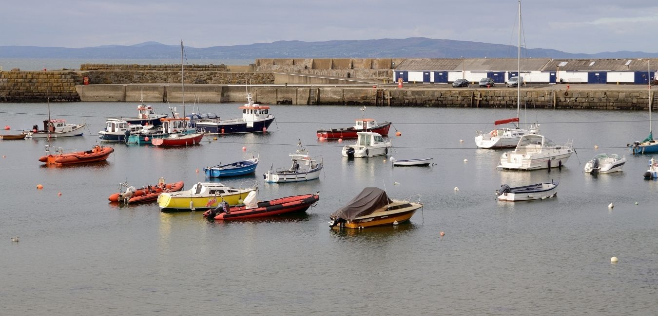 Inshore vs Offshore Sailing What is the Difference?